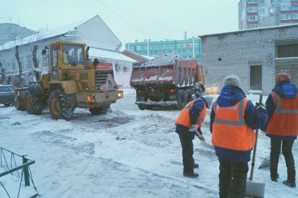 За сутки с дорог Сормовского района Нижнего Новгороде вывезено 1 684 кубометра снега